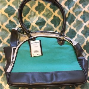 Brand new dog carrier bag w/ free collars