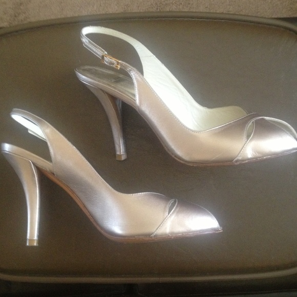 Stewart Weitzman  sligback - Picture 4 of 4