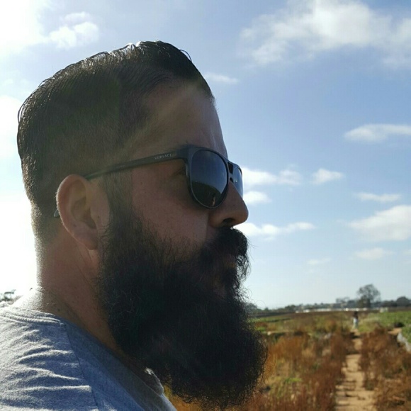 Meet your Posher, Jose - Picture 2 of 2