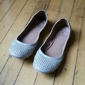 Lucky tan flats
