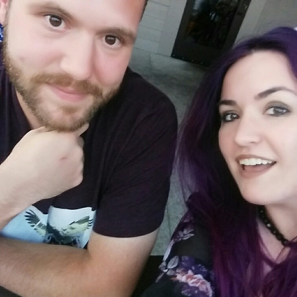 Meet your Posher, Ashley - Picture 2 of 3