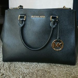 Michael kors Saffiano bag
