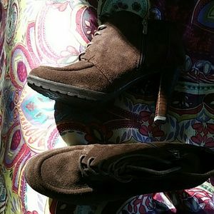 10 Suede chocolate brown  leather boots