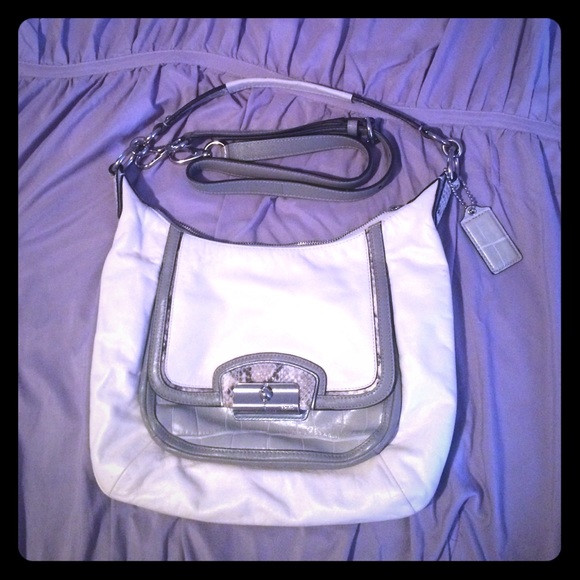 Coach shoulder/crossover bag
