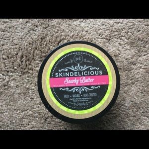 SEALED SNARKY BUTTER
SKINDELICIOUS BODY BUTTER