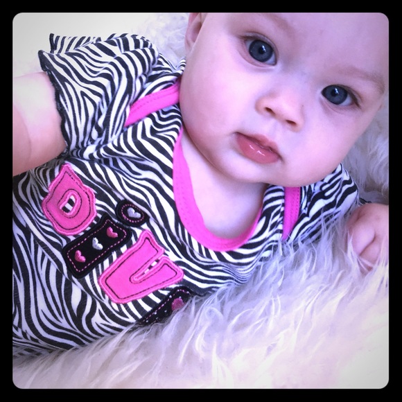 DIVA Baby Girl Zebra Onesie 0 - 6 Months