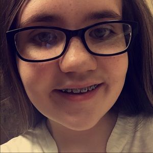 Meet your Posher, Makayla