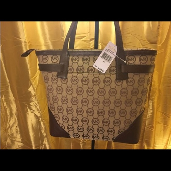 AuthenticSOLD - Picture 2 of 3