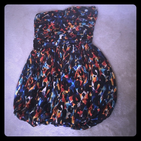 XS 2B BEBE colorful dress