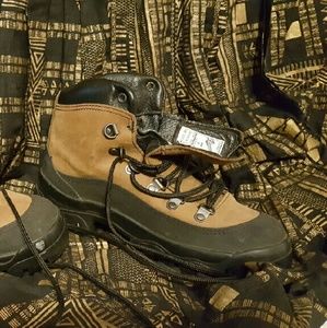 Danner Army issue hiking boots