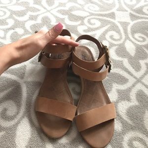 Lucky brand ::: tan sandals  sz8