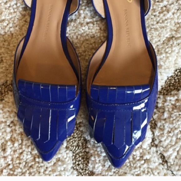 Banana Republic Shoes - Banana Republic flats