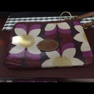 Fossil wristlet