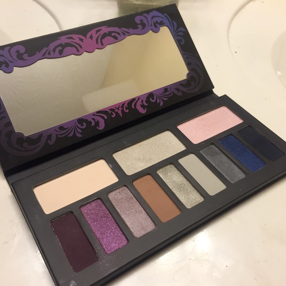 Kat Von D Chrysalis eyeshadow palette