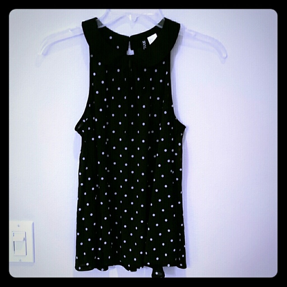 🎉HP WORK☆WEEK☆CHIC🎉 Sheer Sleeveless Blouse