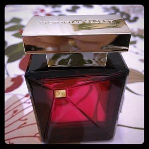 Victoria's Secret Seduction Perfume Full Size