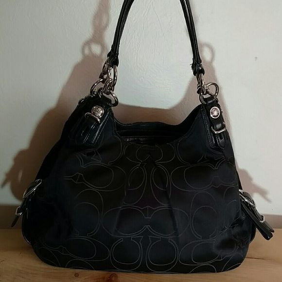 Coach 16153 Signature Maggie Mia