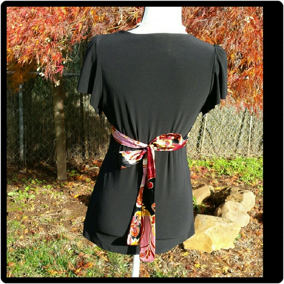 Pretty Top - Picture 2 of 4