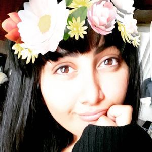 Meet your Posher, Elizabeth