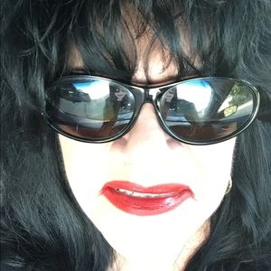 Meet your Posher, Nellie