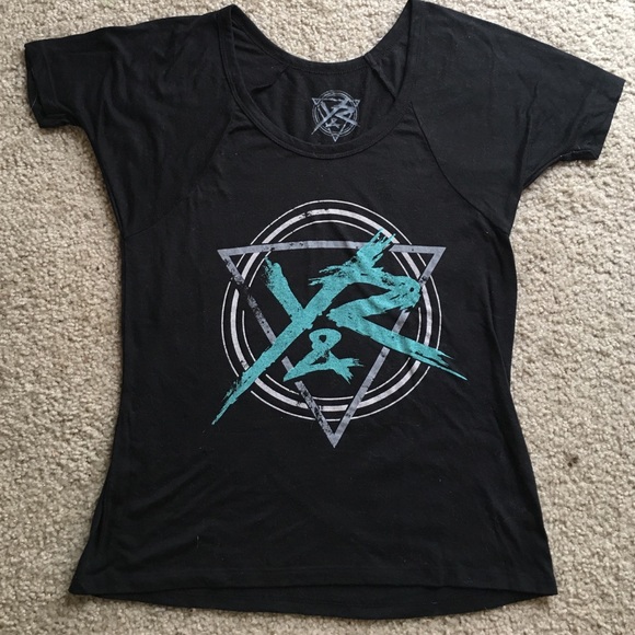 Young & Reckless Black/Teal Short Sleeve XS - Picture 1 of 2