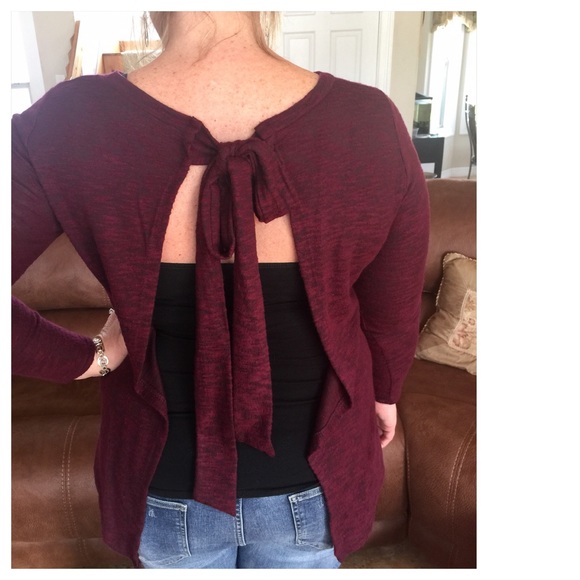 Tie Back Sweater - Picture 3 of 4