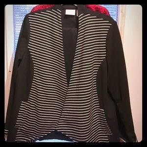 Chico's pants suit with jacket. Size 2 regular.