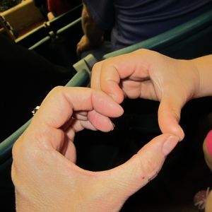 Meet your Posher, Lolis