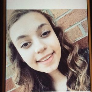 Meet your Posher, Leah