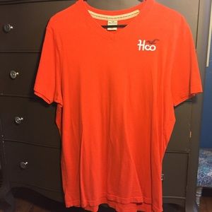 Men's Hollister Vneck T-shirt.