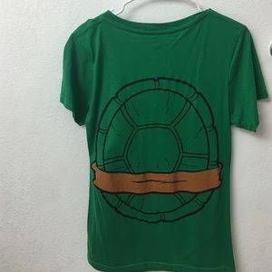 Ninja Turtle XL woman's shirt with Michelangelo kt
