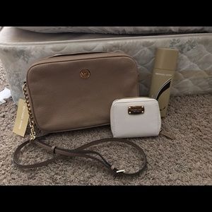 Michael Kors purse (just the purse)
