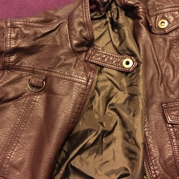 Jacket - Picture 2 of 3