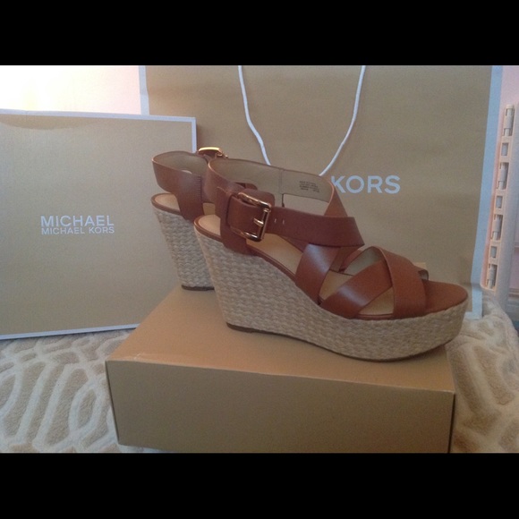 Michael Kors: Celia wedges NWOT