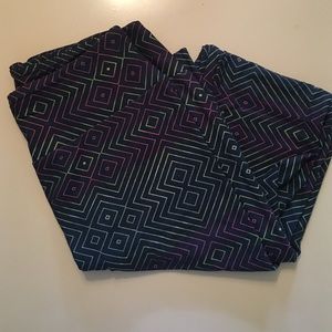 LuLaRow HTF Legging NWT OS fits size 2-12