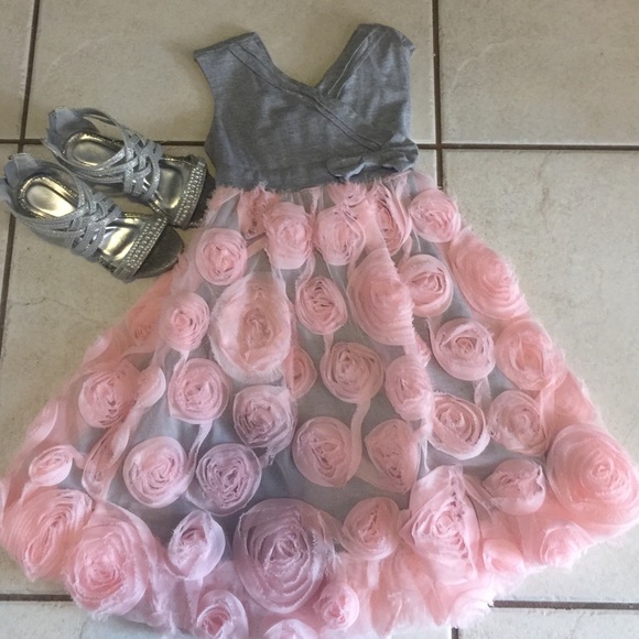 Girls dress