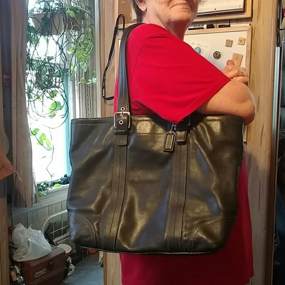 Coach Large black leather tote - Picture 1 of 4