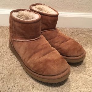 Ugg classic mini
