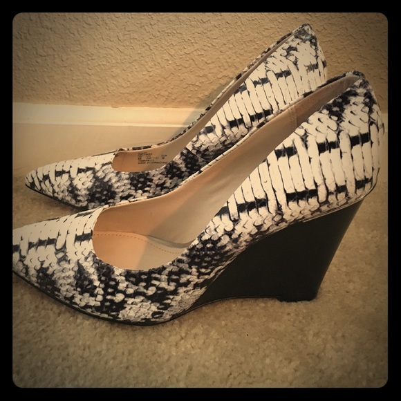 Coach wedges