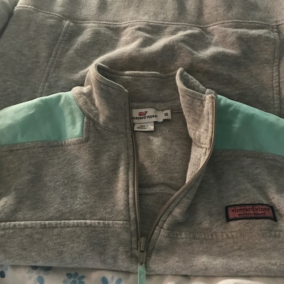 Vineyard vines shep shirt - Picture 2 of 3