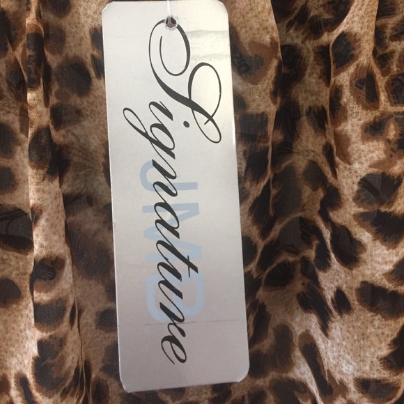 Top - Picture 4 of 4