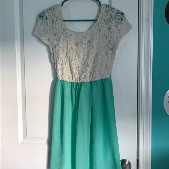 White and teal casual dress - Picture 1 of 5