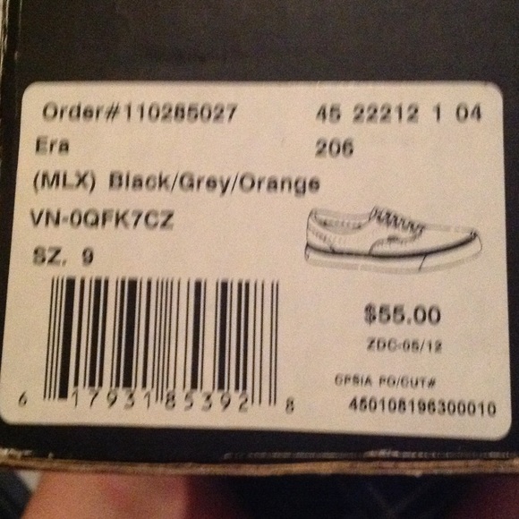 I am selling vans a sneaker brand - Picture 3 of 3