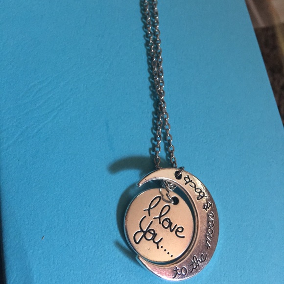 (B2) I Love U 2 The Moon Necklace - Picture 3 of 3