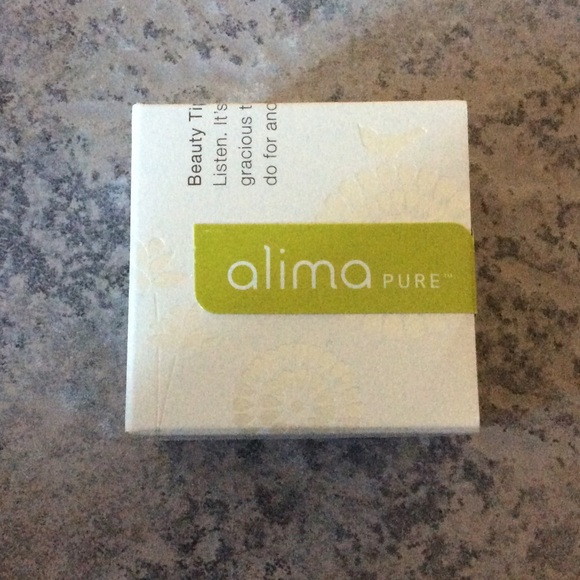 Alima Pure Satin Matte Foundation - Picture 2 of 4