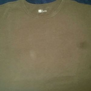 Gap XL Stretch t-shirt.