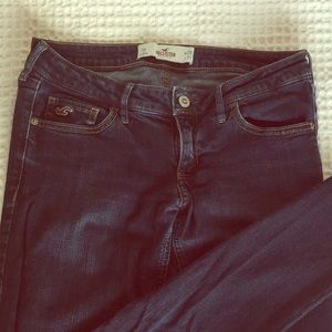 Dark Wash Hollister Size 7 Skinny Jeans