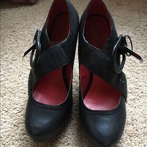 Heeled Mary Janes!