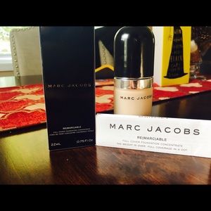 Marc Jacobs Remarcable foundation