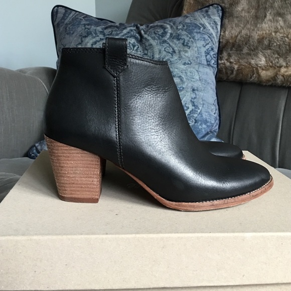 Madewell Billie Black Leather Bootie